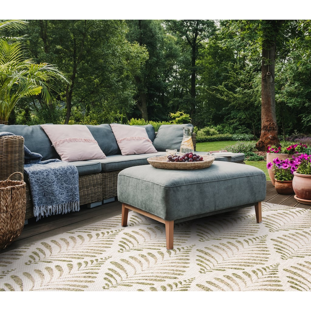 SAFAVIEH Courtyard Bonnigje Indoor/ Outdoor Waterproof Patio Backyard Rug