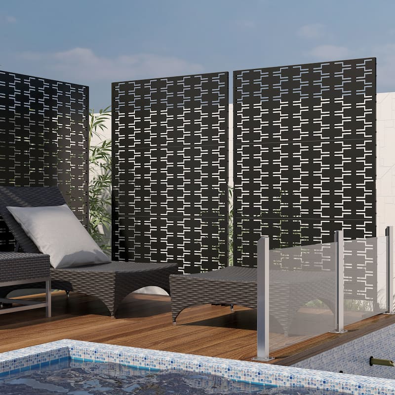 Outdoor Privacy Screen with Stand for Patio Garden Metal Fence
