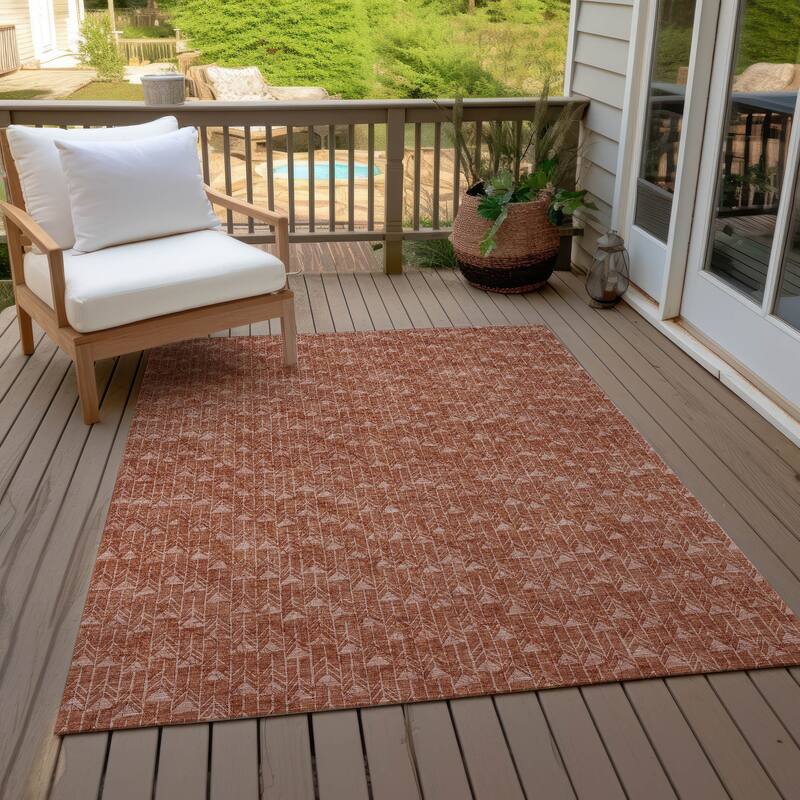 Machine Washable Indoor/ Outdoor Arrows Chantille Rug