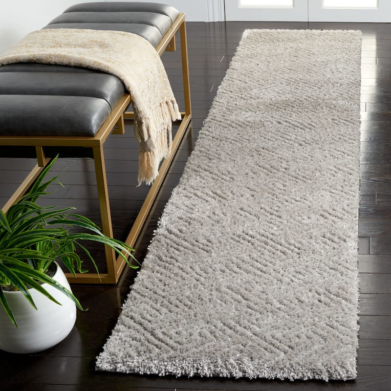 SAFAVIEH Tahoe Shag Nieki Geometric 1.2-inch Thick Rug - 2' x 9' Runner - Grey - Runner