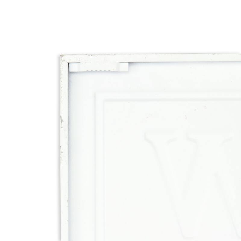 Callo White Metal Welcome Vertical Wall Sign