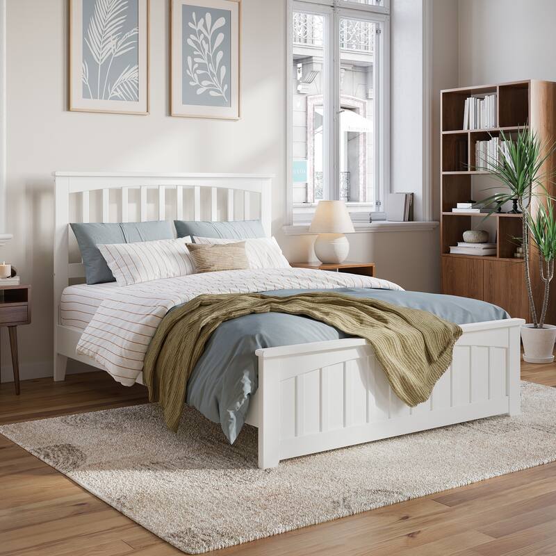 Becket Solid Wood Low Profile Platform Bed with Matching Footboard - White - Full