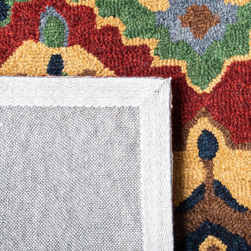 SAFAVIEH Handmade Heritage Grasses Traditional Wool Rug
