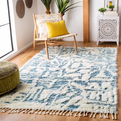 SAFAVIEH Hand-Knotted Manhattan Ingela Wool Tassel Rug