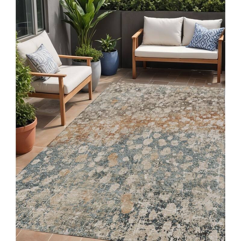 HomeRoots Abstract Transitional Rectangle Outdoor Rug - 5' X 8'