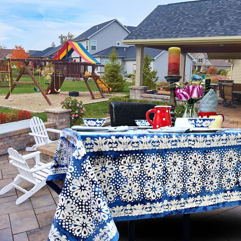 Cotton Batik Daisy Floral Tablecloth Collection