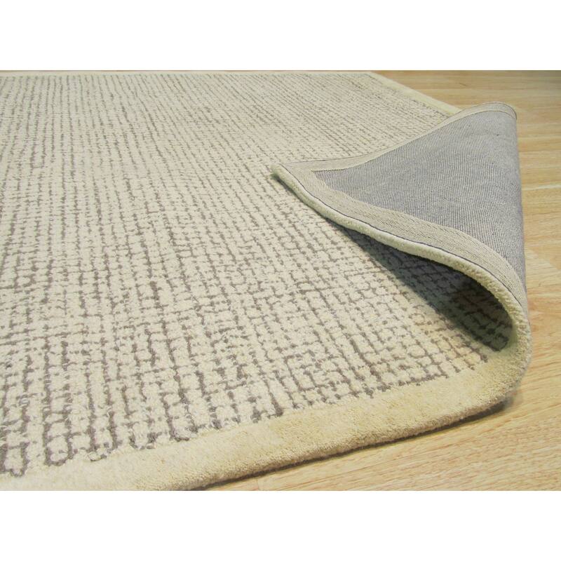 Ivory Hand-Tufted Wool Transitional Timothy Rug, 5' x 8', Soft Neutral Modern Design - L