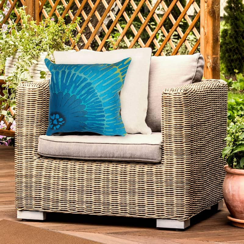 Liora Manne Visions IV Cirque Indoor/Outdoor Pillow Caribe 20" x 20"