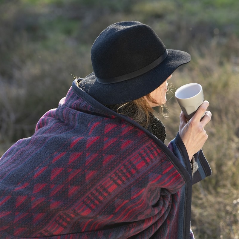 IBENA Mystic Colored Throw Blanket KARAWANG