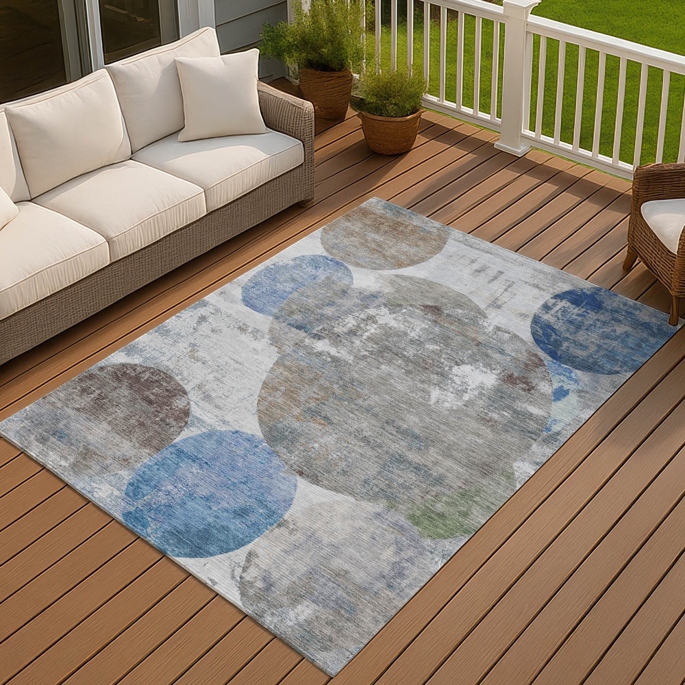 Machine Washable Indoor/ Outdoor Modern Vintage Chantille Rug