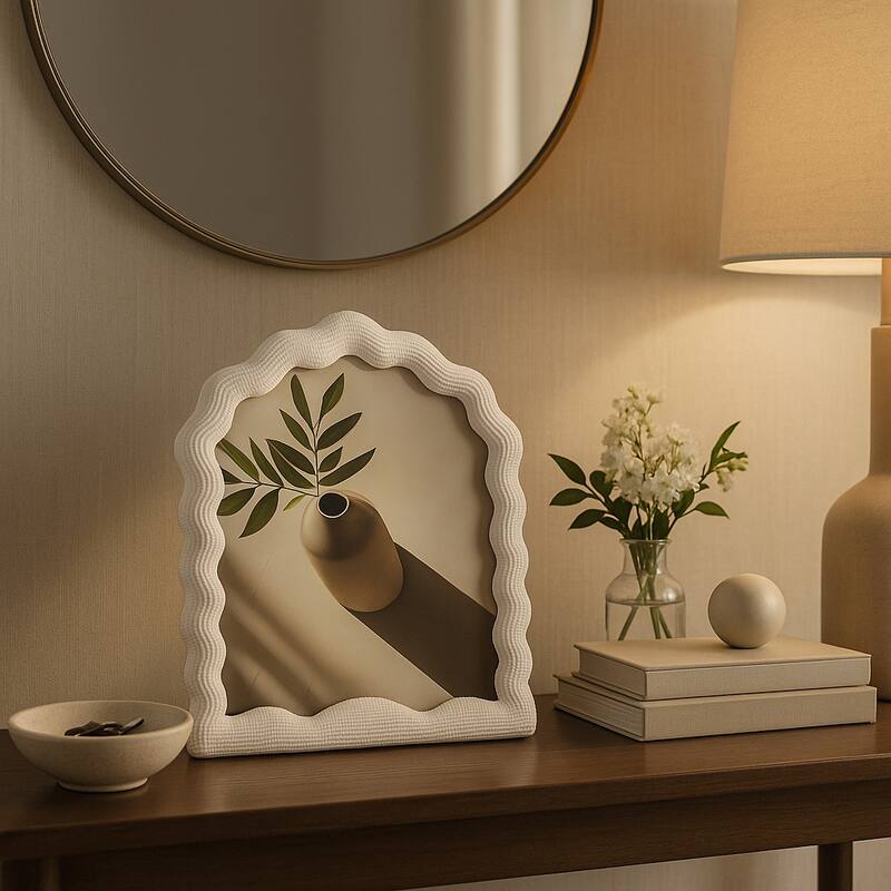Resin Sculptured Wavy Arch Photo Frame - White - 11.0"
