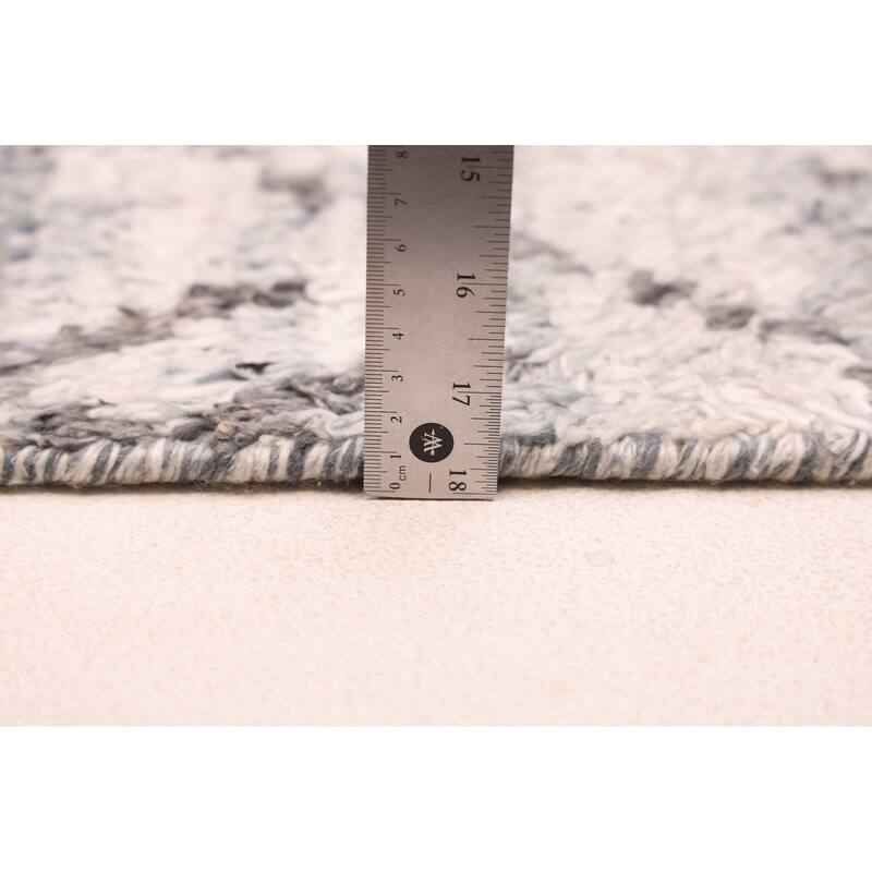 ECARPETGALLERY Hand-knotted Tangier Light Grey Wool Rug - 4'11 x 8'2