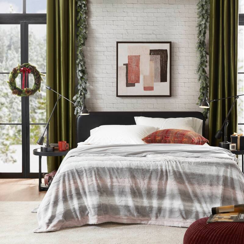 Madison Park Zuri Faux Fur Blanket