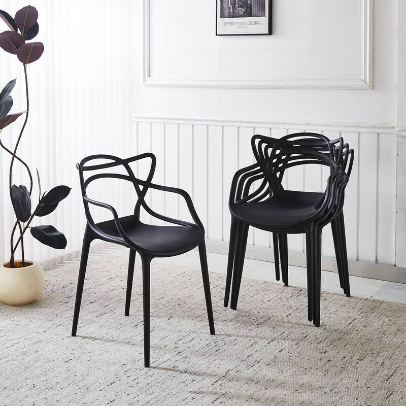 Set of 4 Plastic Dining Chairs