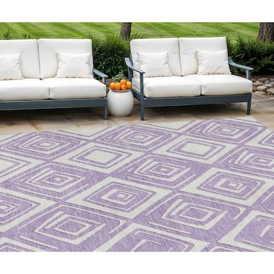 HomeRoots Geometric Transitional Rectangle Outdoor Rug