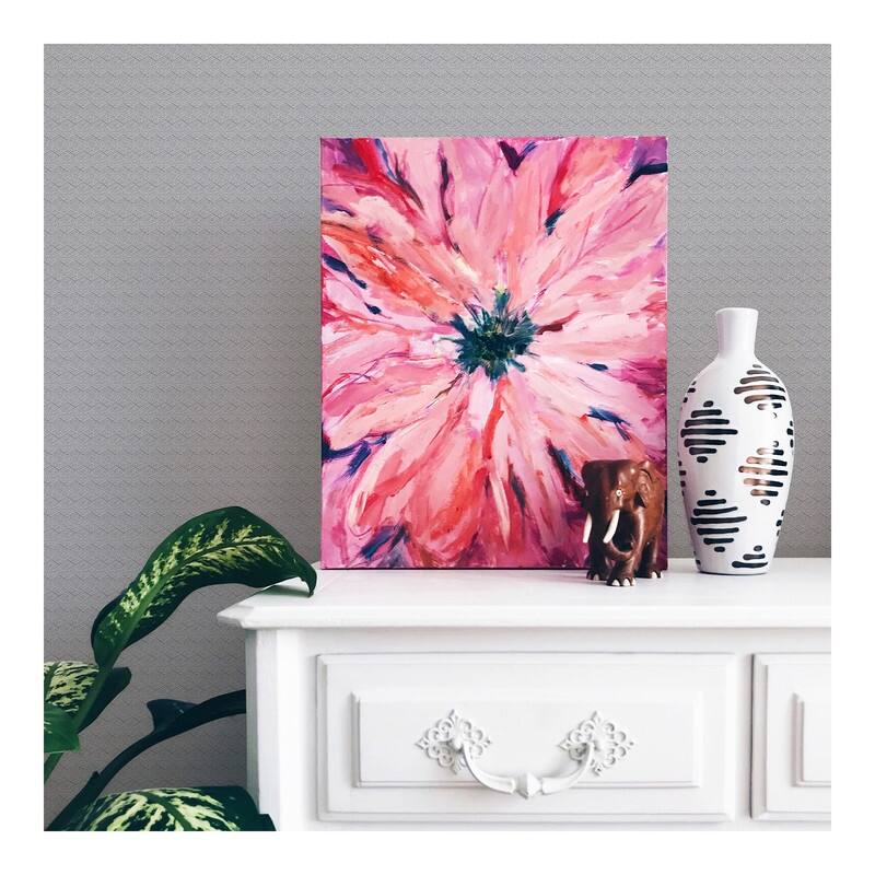 Advantage Darya Light Grey Distressed Geometric Wallpaper - 21 x 396 x 0.025