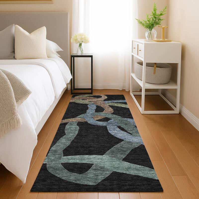 Machine Washable Indoor/ Outdoor Abstract Links Chantille Rug