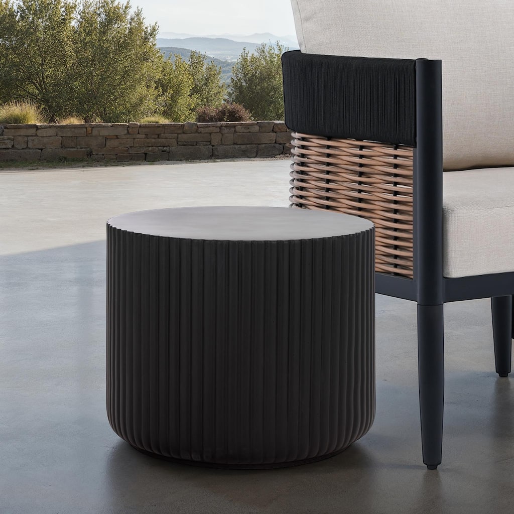 SAFAVIEH Outdoor Living Napa Low Wide Side Table - 18"W x 18"D x 15"H