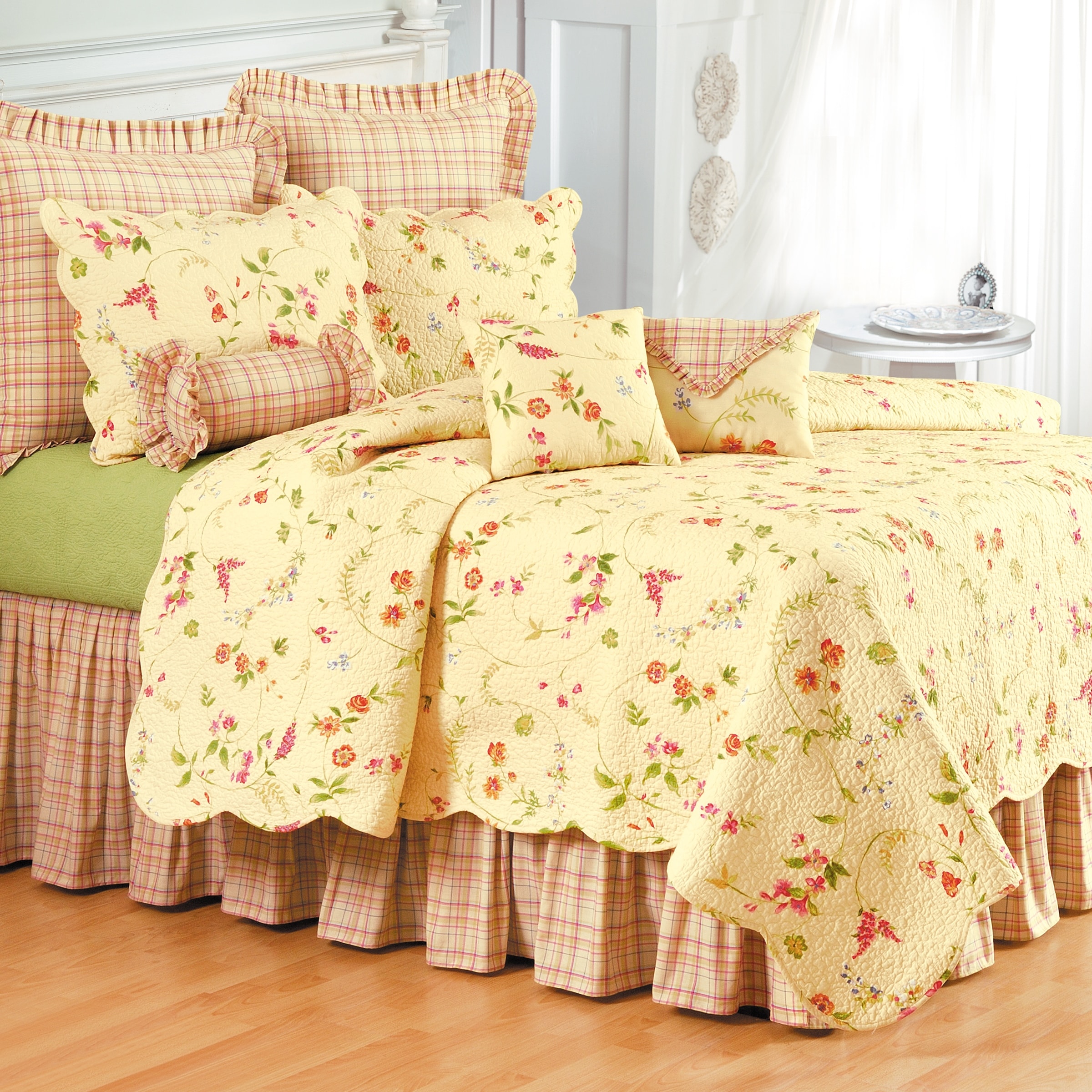 Green plaid deals bed skirt