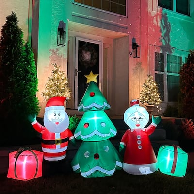 Fraser Hill Farm 7.5-Ft. Wide Prelit Santa and Mrs. Claus by Christmas Tree Inflatable