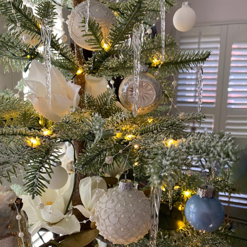 24ct White Shiny & Matte Glass Christmas Ball Ornaments 1-Inch (25mm) - 1"