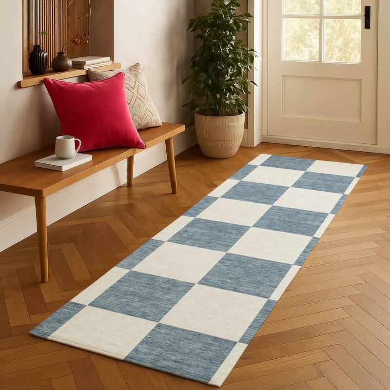 Machine Washable Indoor/ Outdoor Modern Checker Chantille Rug