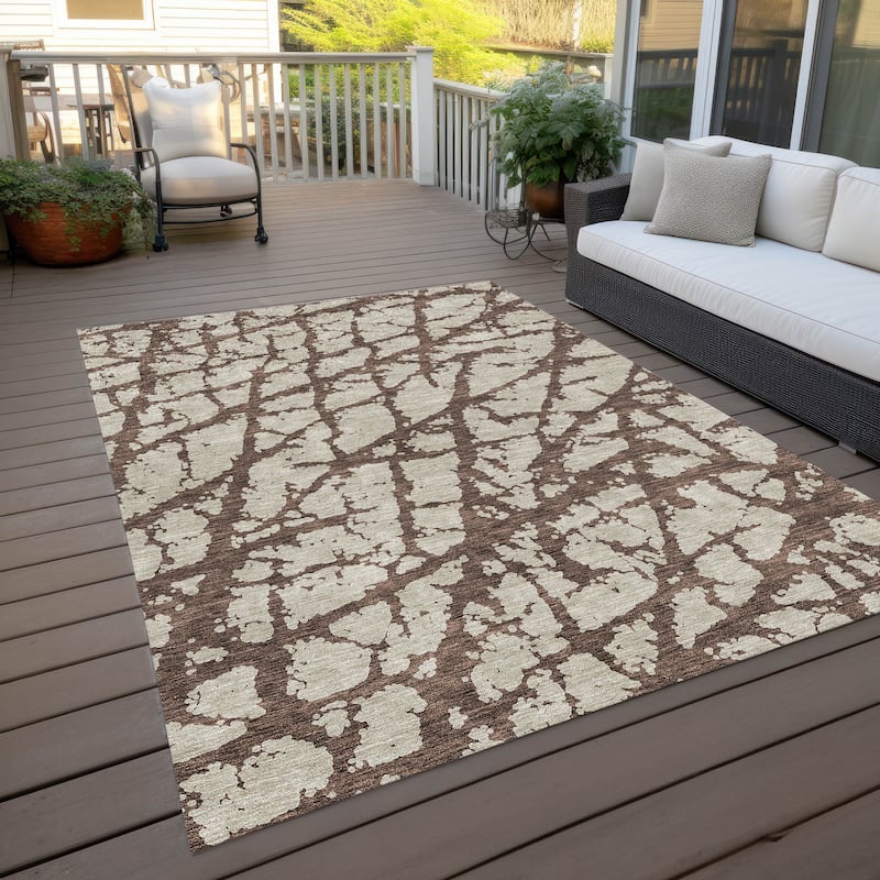 Machine Washable Indoor/ Outdoor Abstract Contemporary Chantille Rug - Brown - 2'6" x 3'10"