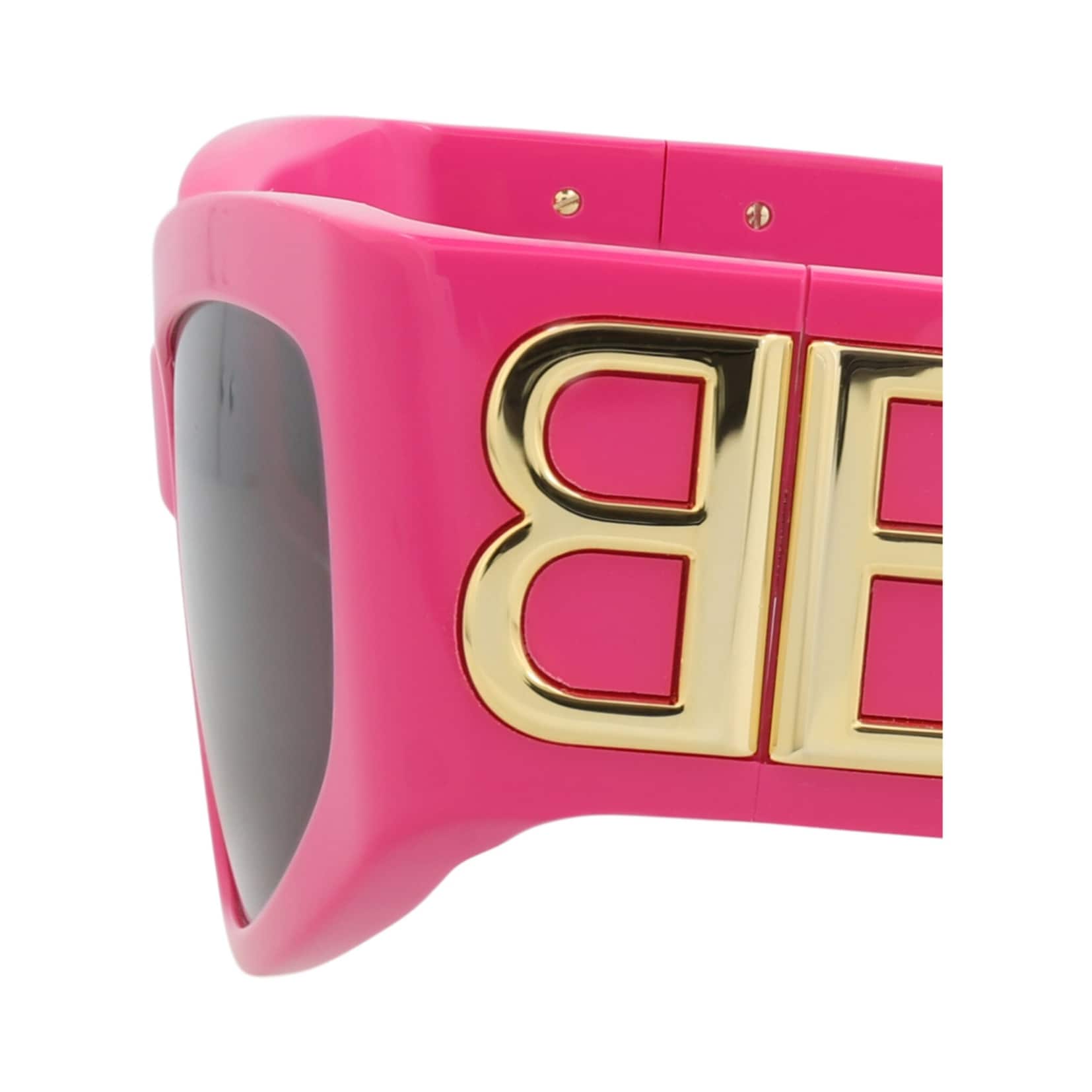 Balenciaga Cat Eye-Frame Recycled Acetate Sunglasses Pink Womens Balenciaga Cat Eye-Frame Acetate Sunglasses at Amazon  main image 3