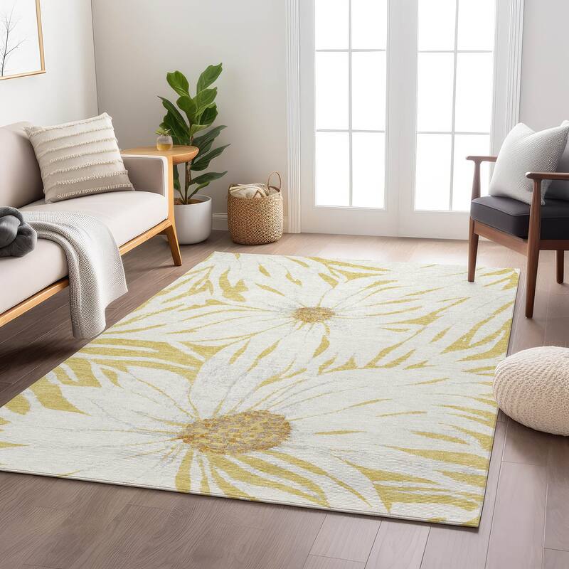 Machine Washable Indoor/ Outdoor Floral Chantille Rug