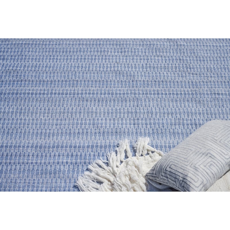Florence Indoor/Outdoor Flatweave PET yarn Light Blue Area Rug.