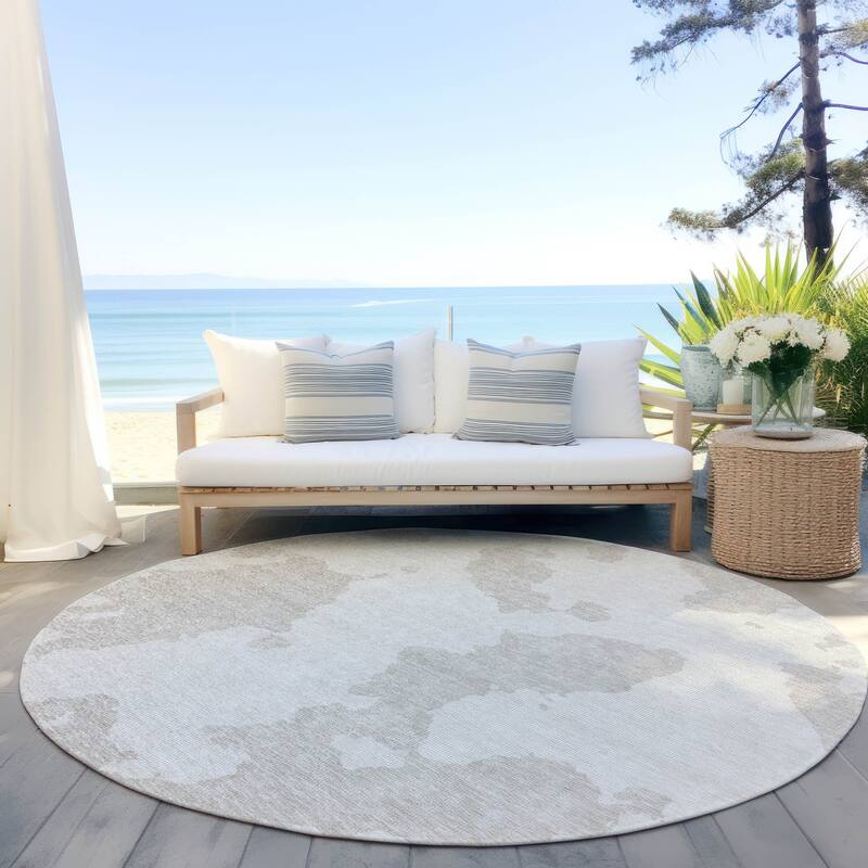 Machine Washable Indoor/ Outdoor Contemporary Abstract Chantille Rug - Ivory - 8' x 8'