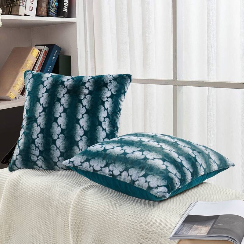 Serenta Ballys FauxFur 2 Piece Pillow Shell Set