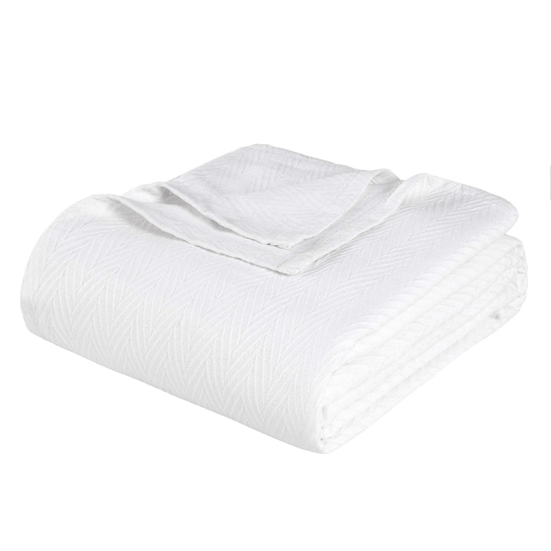 HomeRoots Queen White Cotton Woven Chevron Blanket