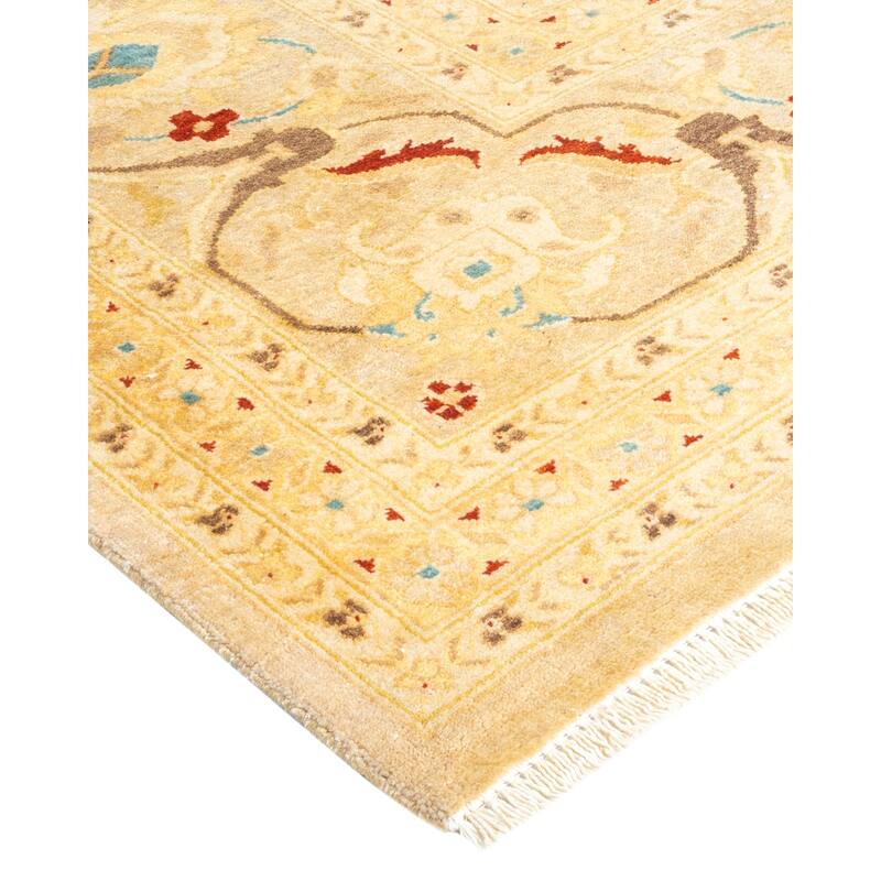 Overton Hand Knotted Wool Vintage Inspired Modern Contemporary Eclectic Ivory Area Rug - 8 x 10