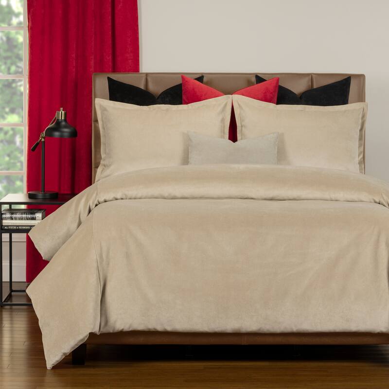 Mixology Padma 8 Piece Duvet Cover and Insert Set - Parchment - King