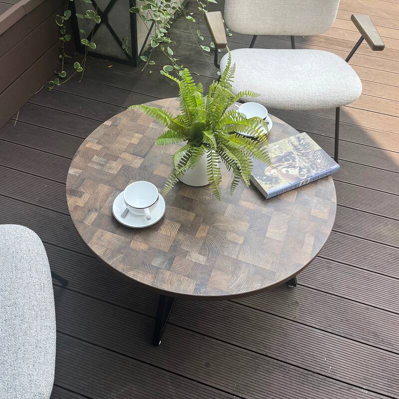 Round Coffee Table with Wood Grain and Black Metal, a Stylish and Functional Centerpiece for Your Living Space. - Brown-1