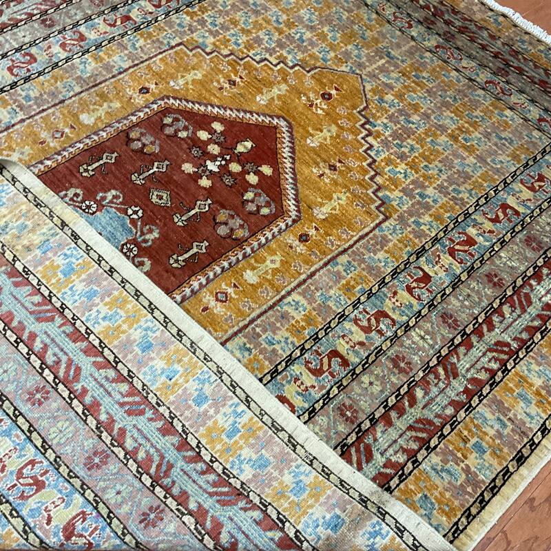 HERAT ORIENTAL Handmade Khotan Wool Rug - 6'1" x 9'6"