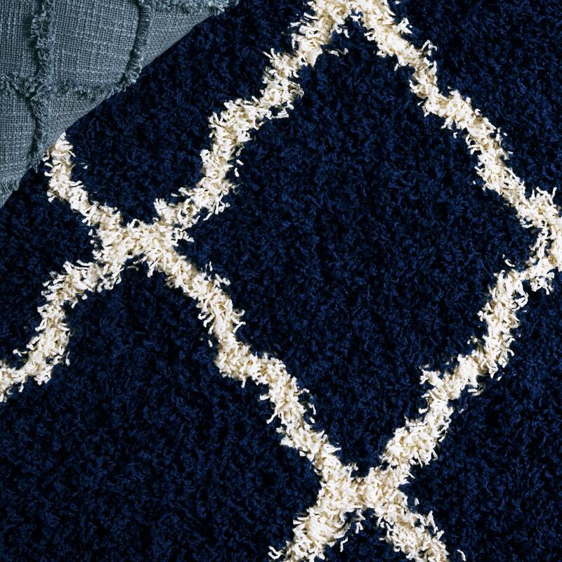 SAFAVIEH Dallas Shag Hacer Trellis 1.5-inch Thick Rug