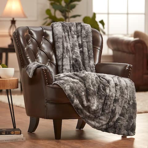 Chanasya Faux Fur Wolf Throw Blanket With Reversible Sherpa