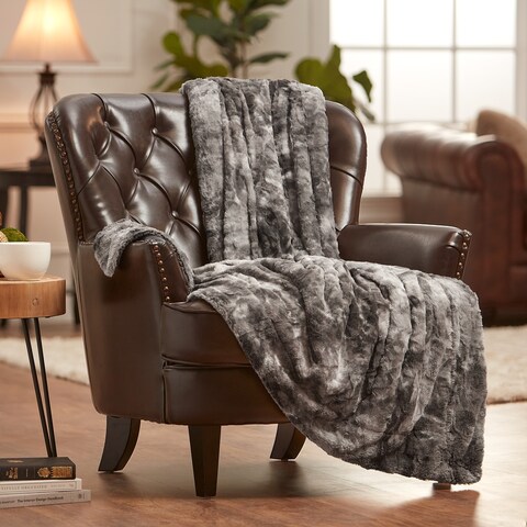 Chanasya Faux Fur Wolf Throw Blanket With Reversible Sherpa