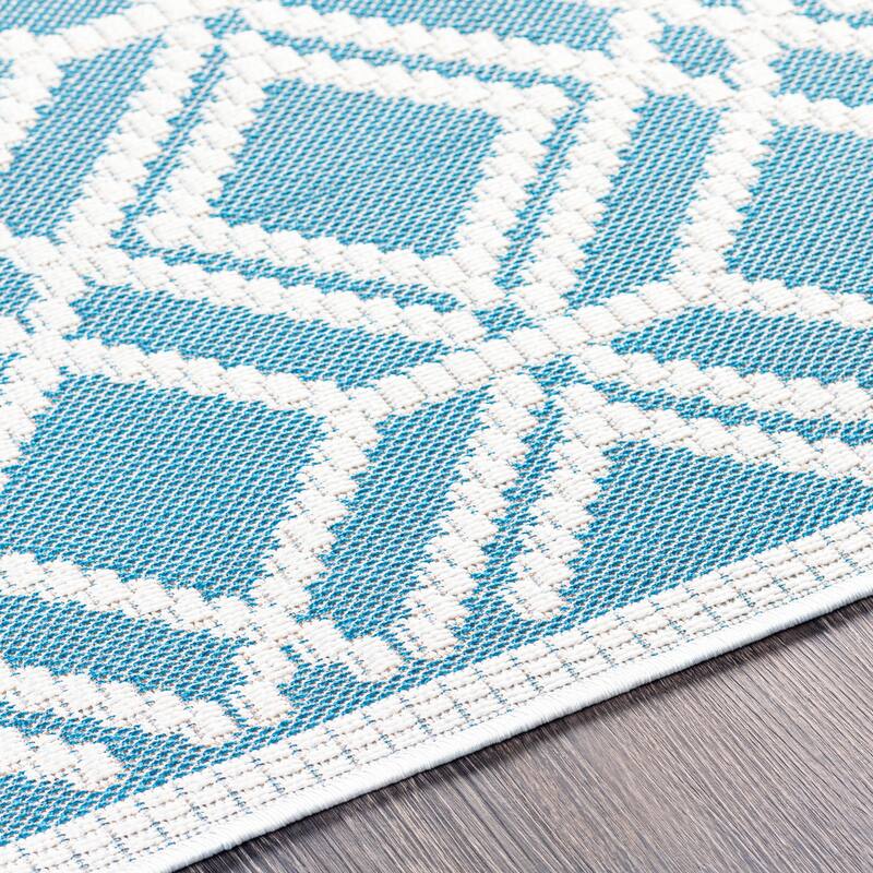Margeaux Indoor/ Outdoor Nordic Diamond Area Rug
