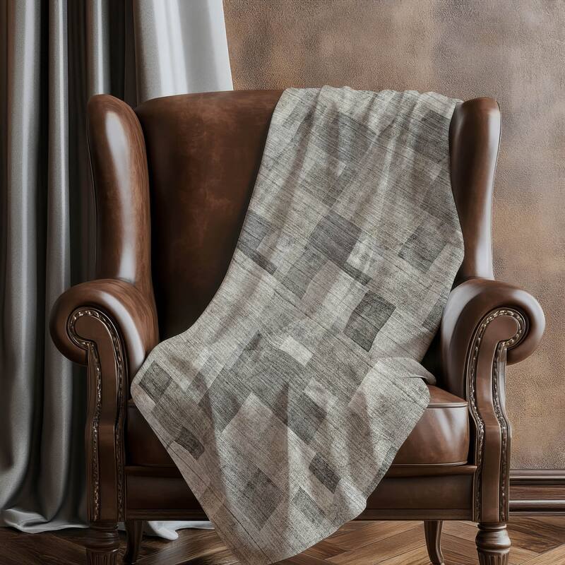 Premium Machine Washable Casual Geo Sherpa Throw Blanket