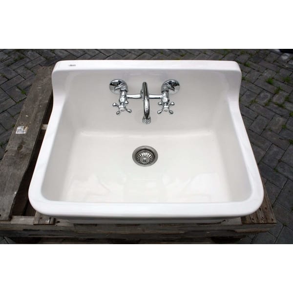 https://ak1.ostkcdn.com/images/products/is/images/direct/c2e0f90ed9cc8af70c7bd5cb9cbb296e784cfc1f/White-Vintage-Style-High-Back-Farm-Sink-Original-Porcelain-Finish-Apron-Kitchen-Utility-Sink.jpg?impolicy=medium