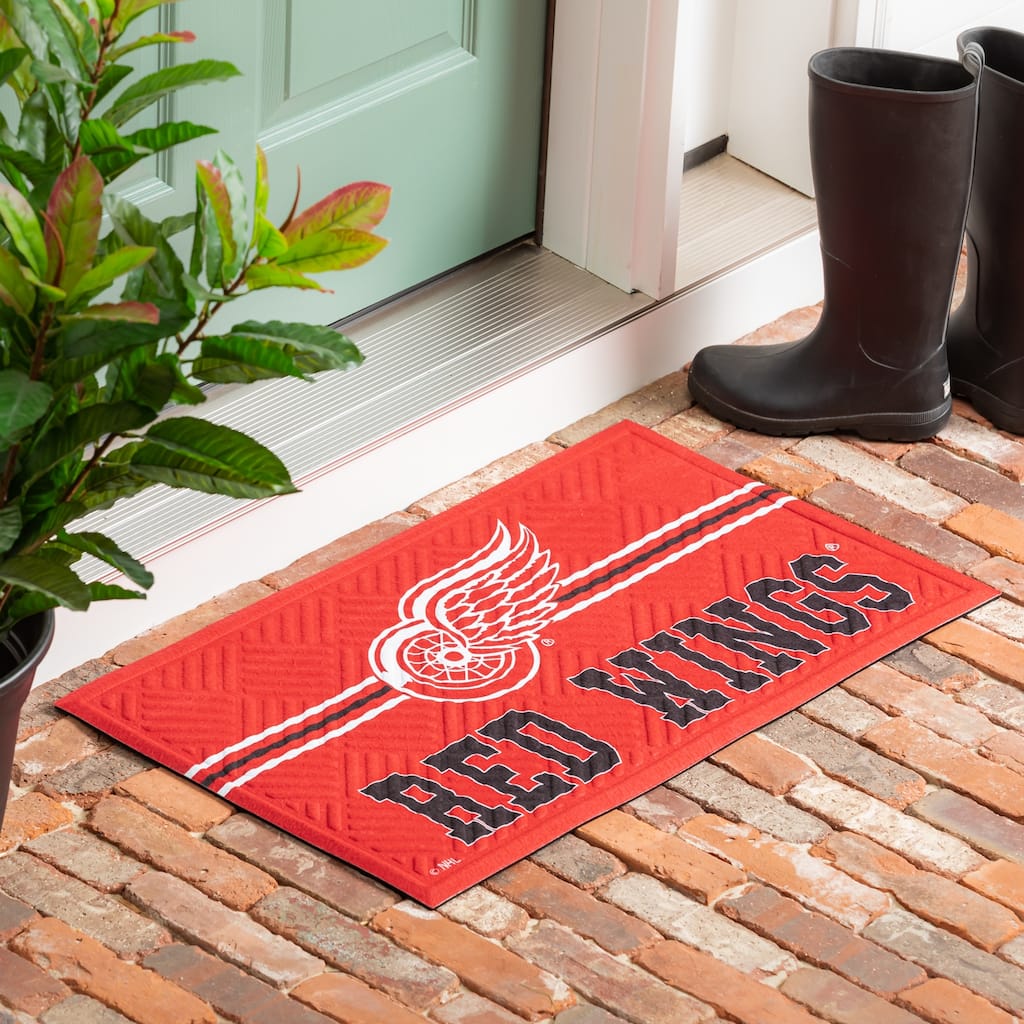 30 in. x 18 in. Embossed Mat, Cross Hatch, Detroit Red Wings
