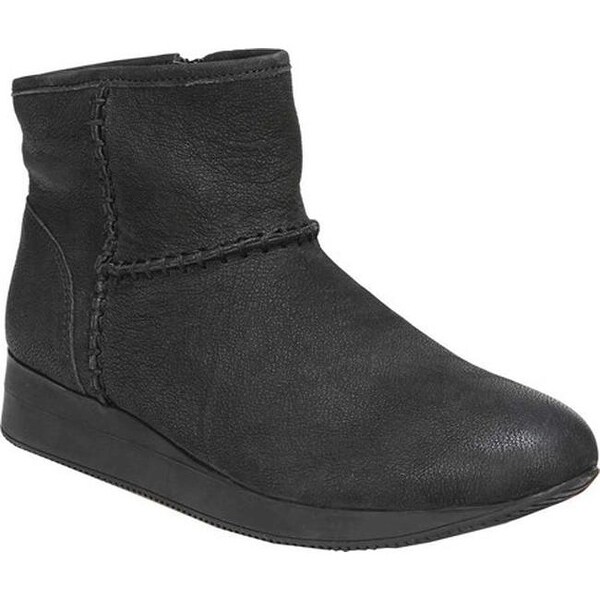 naturalizer julian bootie