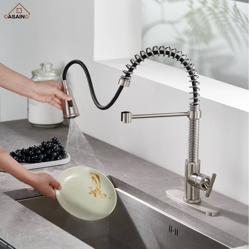 Single Handle Pull Down Sprayer Kitchen Faucet