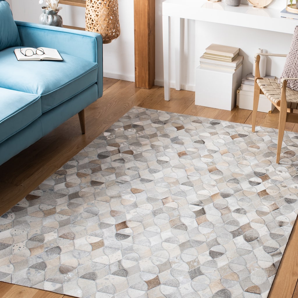 SAFAVIEH Flatweave Studio Leather Friedy Modern Rug
