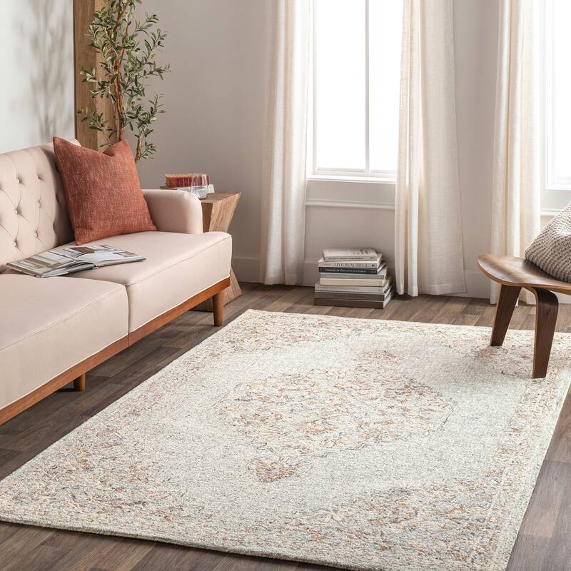 Pihu Handmade Traditional Medallion Wool Blend Area Rug