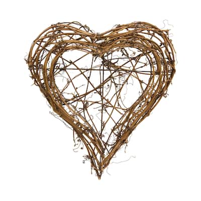 Wispy Grapevine Wall Heart