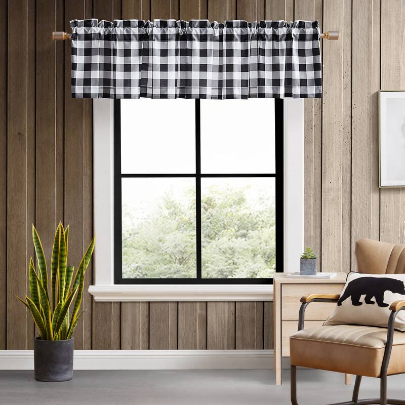 Eddie Bauer Mountain Plaid Black Pole Top Window Valance - 86 x 15